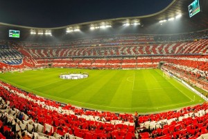 开云官网-欧冠淘汰赛之夜，班凯罗的封神之战