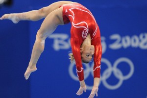 开云体育2026-卡马文加，撕裂季后赛之夜的达拉斯闪电