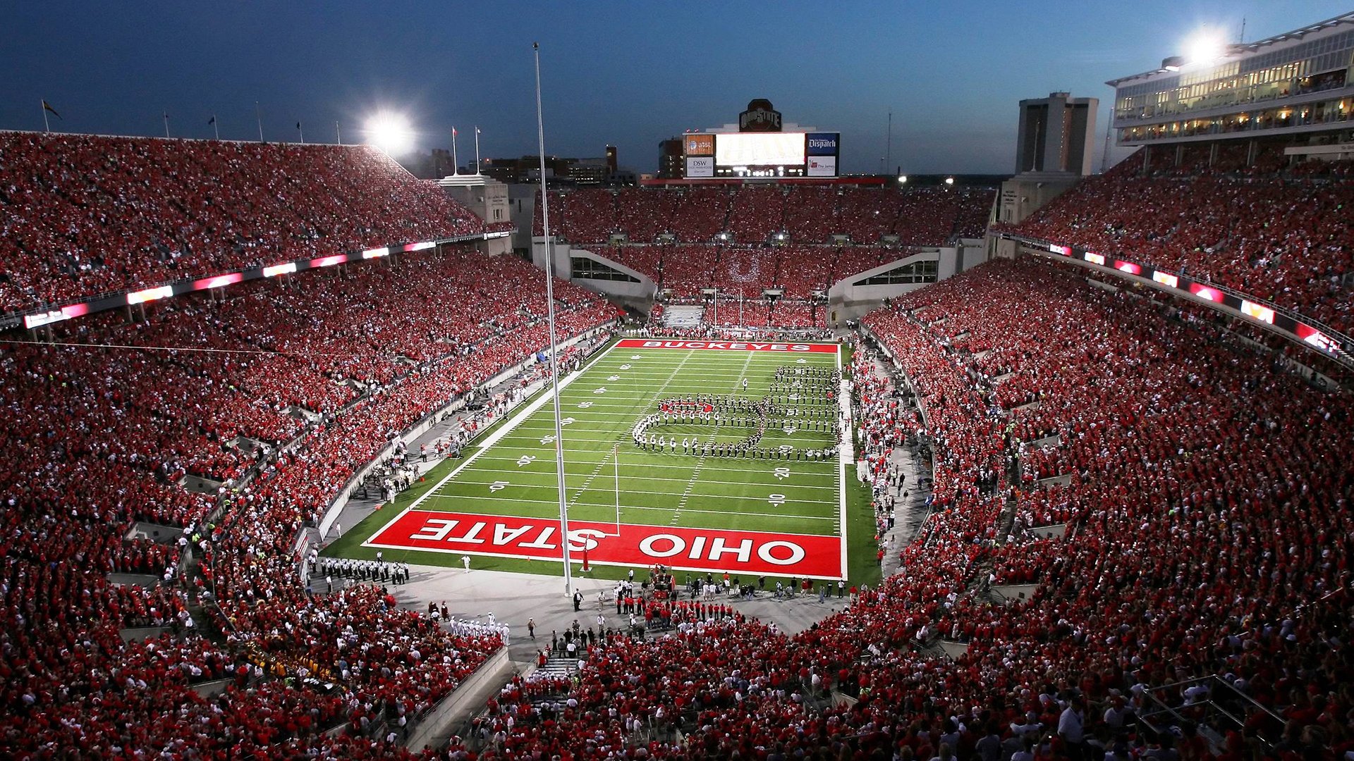 小贾伦降维打击，当NBA冠军前锋在CBA掀起战术革命